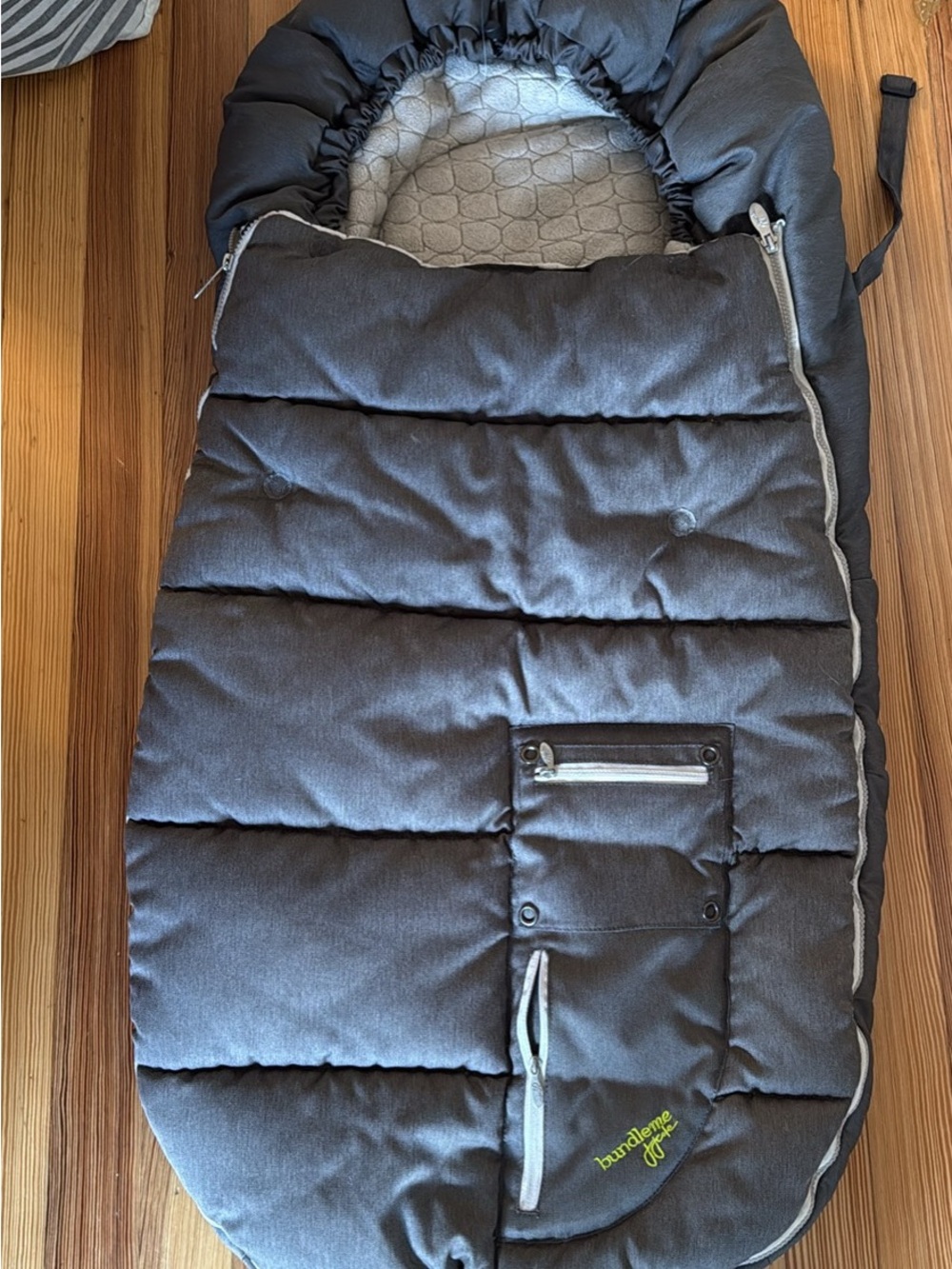 JJ Cole Charcoal Gray Puffer Footmuff